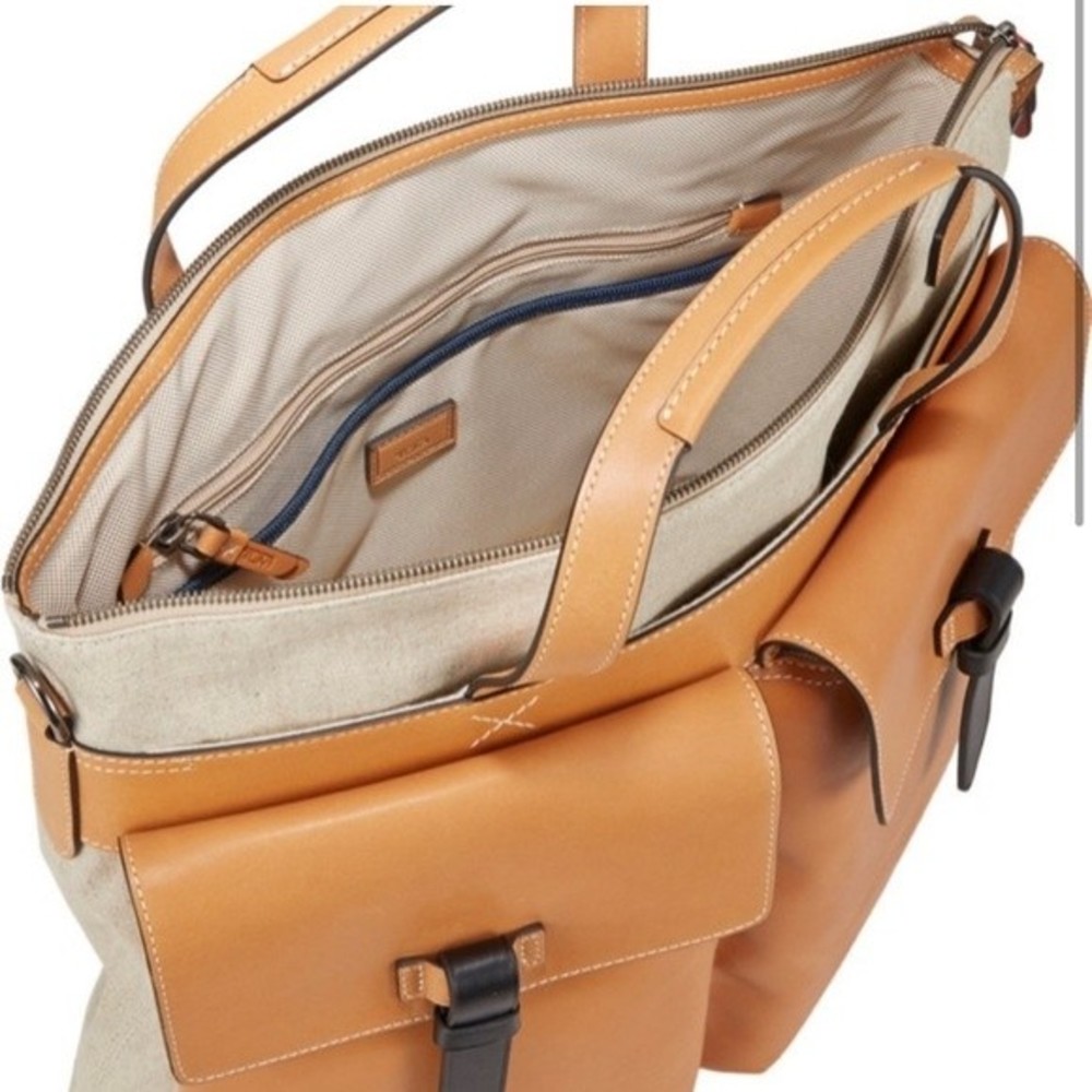 Tumi Santa Monica Whitfield Helmet Bag Tan Leather Ca… Gem